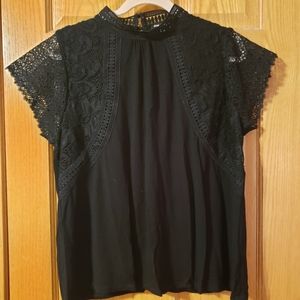 Cable & Gauge Black Knit & Lace Women's Top
